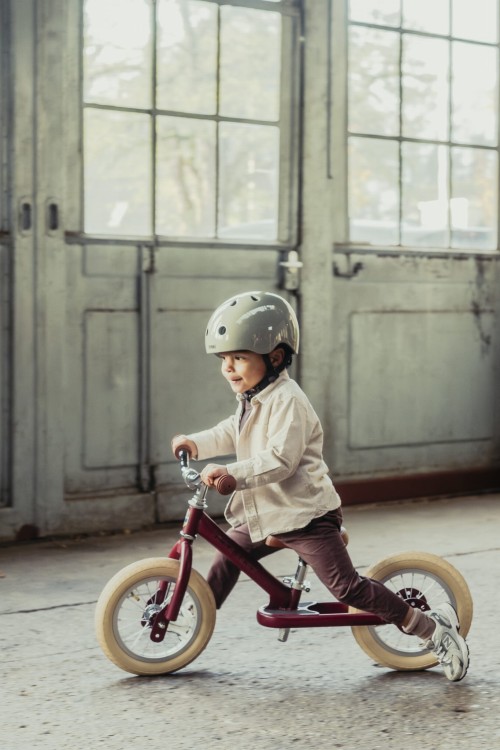 Pierwszy rower biegowy balansujący dziecięcy czerwony dla dzieci Trybike